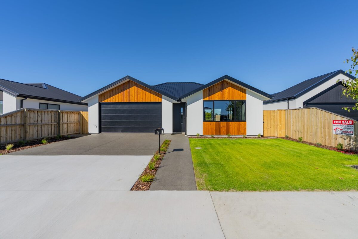9_ellmers_st_exterior___drone_photos_20.2.25_small_19tara_homes_