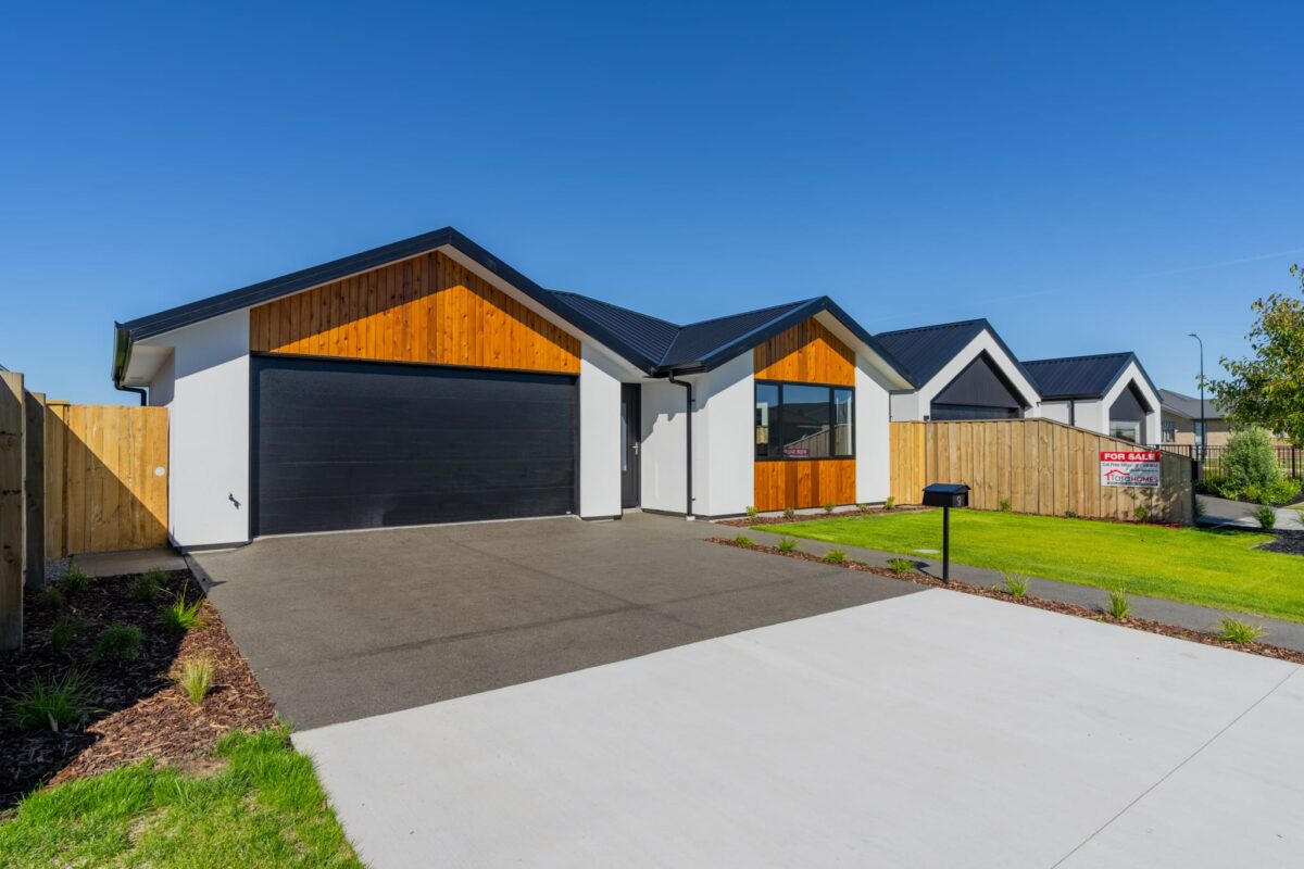 9_ellmers_st_exterior___drone_photos_20.2.25_small_22tara_homes_